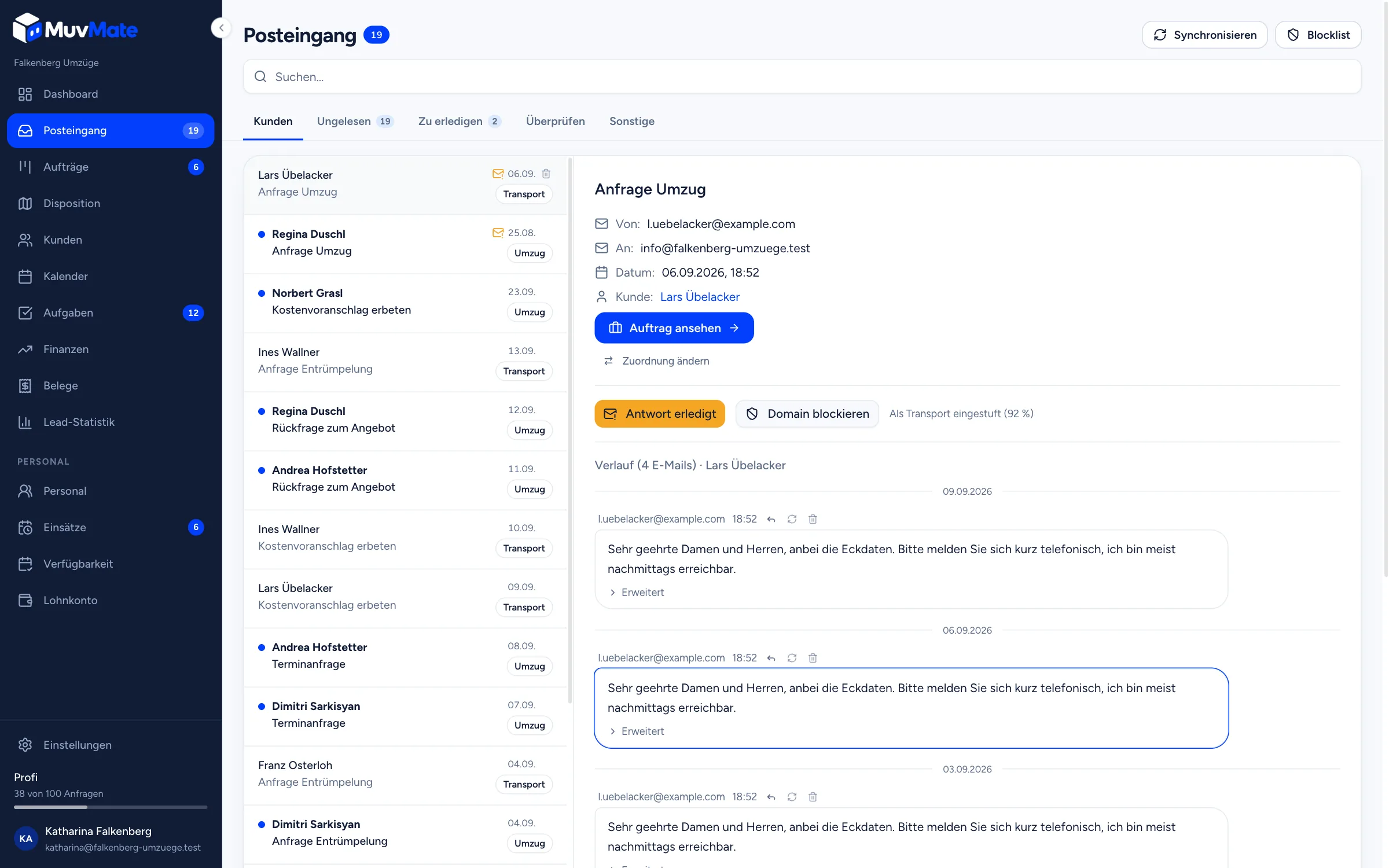 Posteingang in MuvMate, links die Liste der Anfragen, rechts eine geöffnete Anfrage mit Verlauf